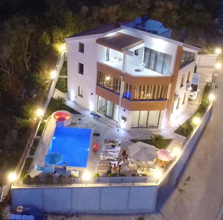 Villa Rakhimov Herceg Novi Eksteriør bilde